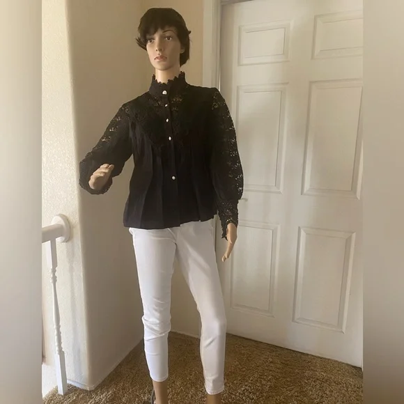 Lace floral neckline collar blouse , puff sleeve - Picture 2 of 5